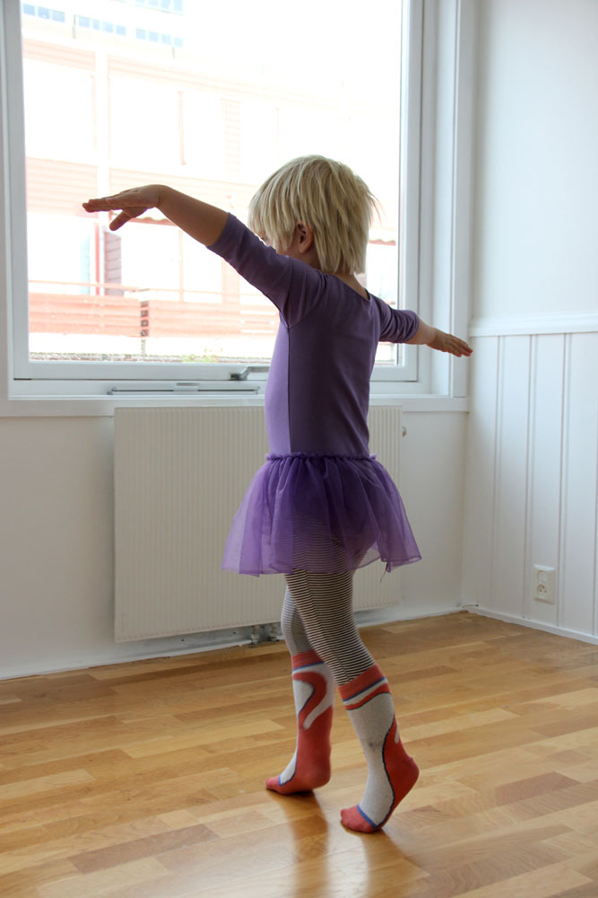 She calls it "billet", though. May I also point out that she chose the socks herself.